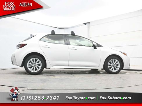 Used 2023 Toyota Corolla SE image 18