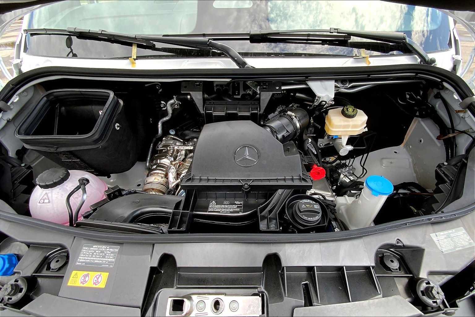 Certified 2025 Mercedes-Benz Sprinter 2500 image 21