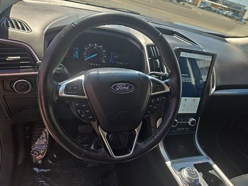 Used 2024 Ford Edge SEL AWD/4WD image 13
