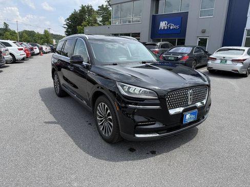 Used 2023 Lincoln Aviator AWD w/ Premium Package image 4