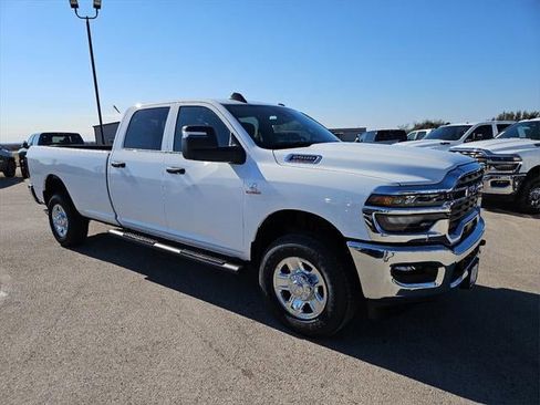 New 2026 RAM 2500 Tradesman image 39