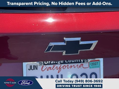 Used 2025 Chevrolet Trax RS w/ Sunroof Package FWD image 8