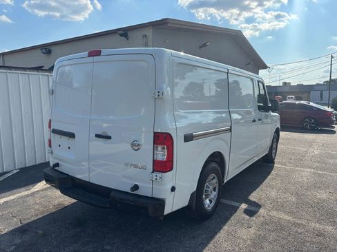 Used 2018 Nissan NV 1500 SV image 4