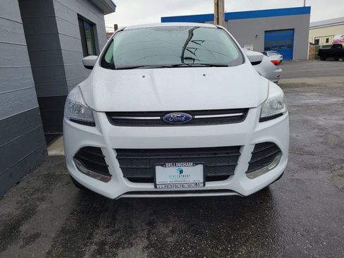 Used 2014 Ford Escape SE image 2