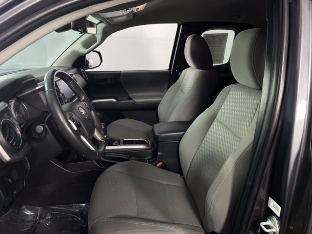 Used 2021 Toyota Tacoma SR5 RWD image 12