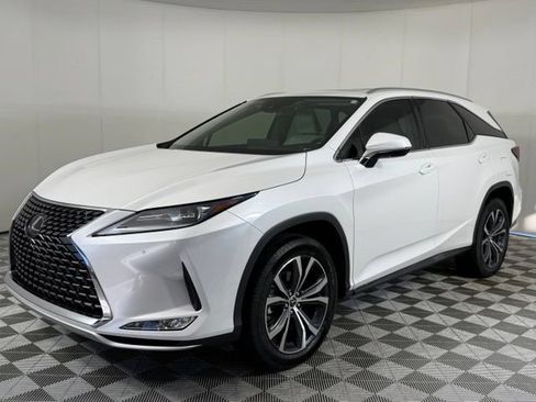 Used 2022 Lexus RX 350L FWD w/ Premium Package image 2