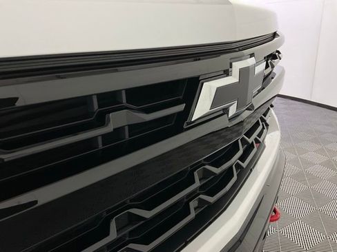 Used 2026 Chevrolet Silverado 1500 LT Trail Boss w/ Safety Package image 9