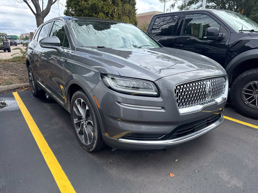 Certified 2022 Lincoln Nautilus Reserve AWD/4WD image 1