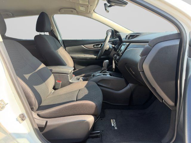 Used 2021 Nissan Rogue Sport S FWD image 15