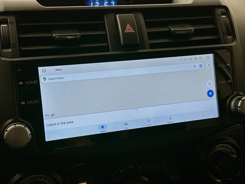 Used 2017 Toyota 4Runner SR5 image 21