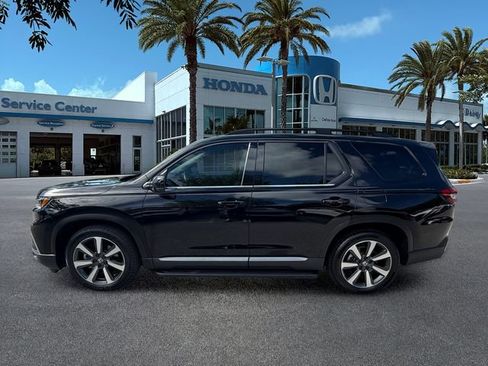 Certified 2024 Honda Pilot Touring image 5