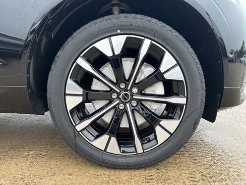 New 2026 Volvo XC60 B5 Plus w/ Protection Package Premier image 10