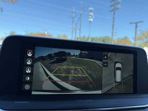 Used 2020 Kia Telluride SX w/ SX Prestige Package image 16