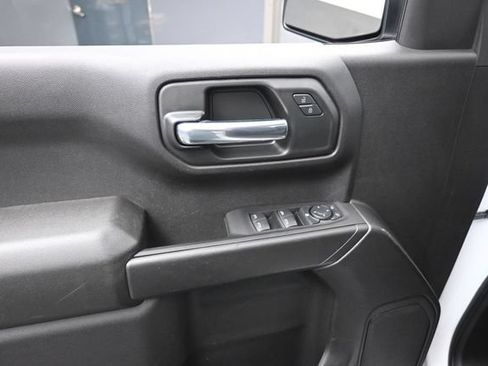 Used 2023 Chevrolet Silverado 1500 Custom Trail Boss AWD/4WD image 9