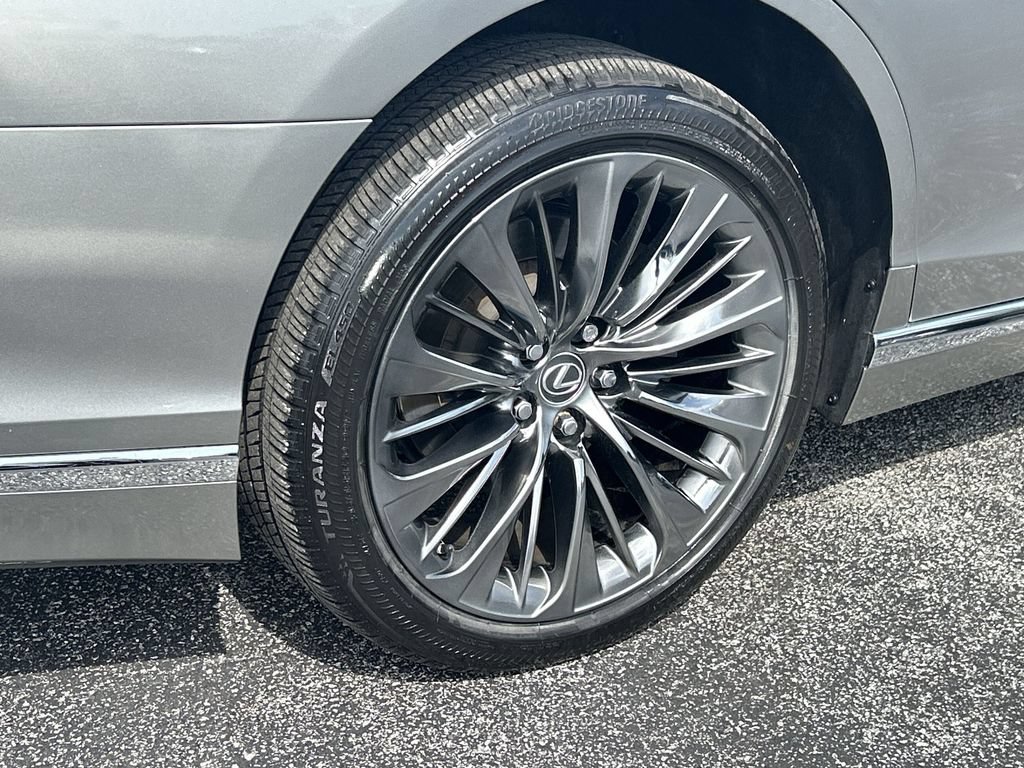 Used 2018 Lexus LS 500 w/ Luxury Package RWD image 25