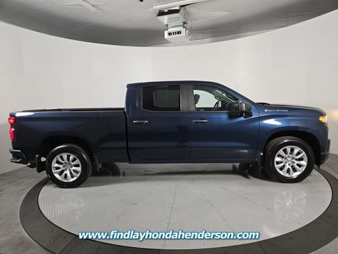 Used 2020 Chevrolet Silverado 1500 Custom w/ Custom Value Package image 6