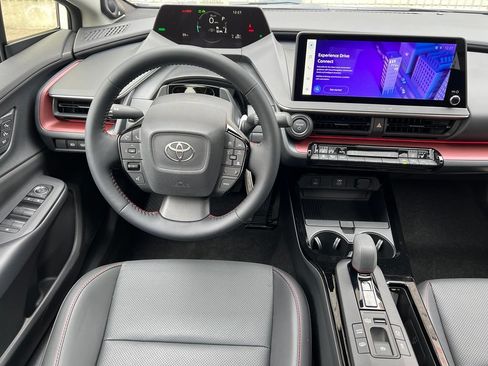 New 2026 Toyota Prius Plug-In Hybrid FWD image 28