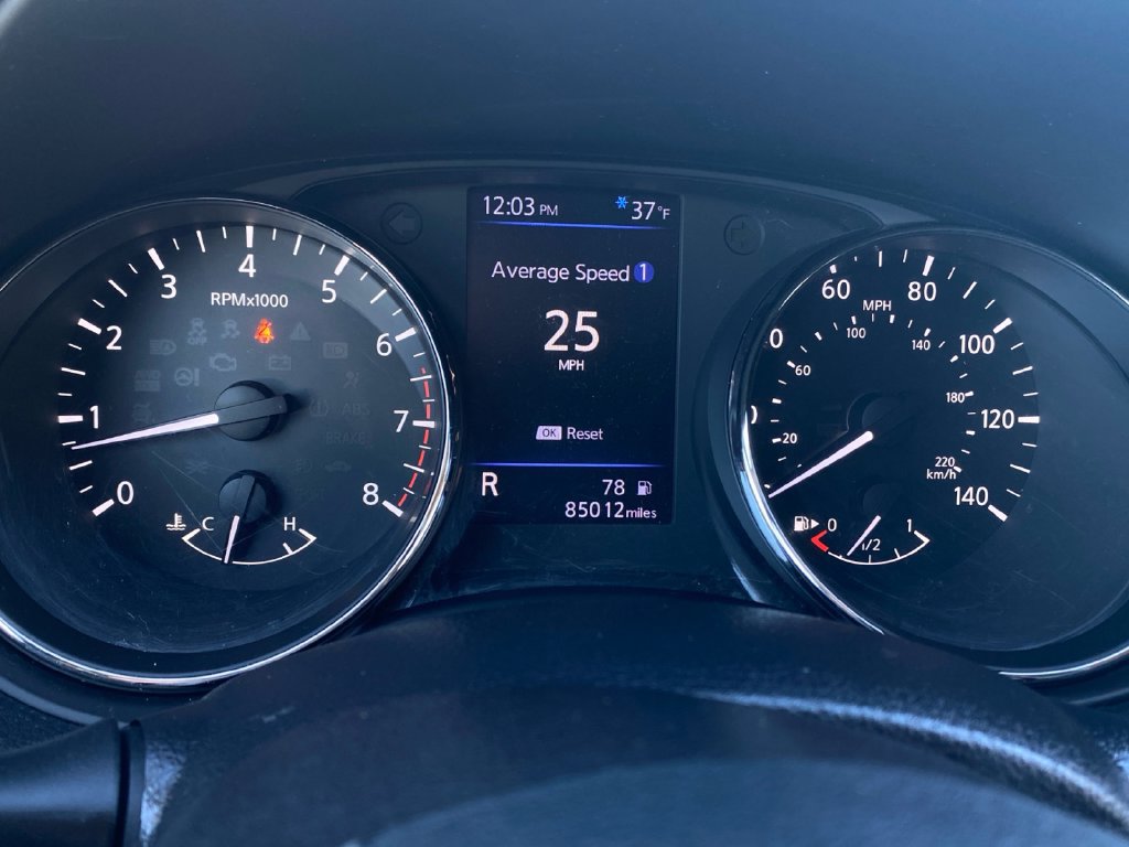 Used 2018 Nissan Rogue SV AWD/4WD image 26