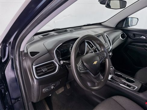 Used 2020 Chevrolet Equinox LT image 9