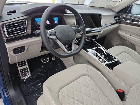 New 2026 Volkswagen Atlas SEL Premium R-Line AWD/4WD image 17