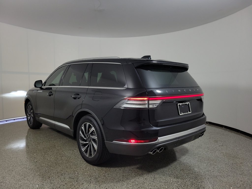 New 2026 Lincoln Aviator 2WD image 3
