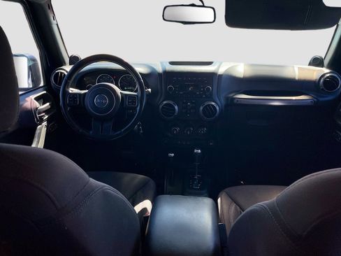 Used 2013 Jeep Wrangler Unlimited Sport AWD/4WD image 12