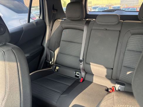 Used 2025 Chevrolet Equinox LT FWD image 40