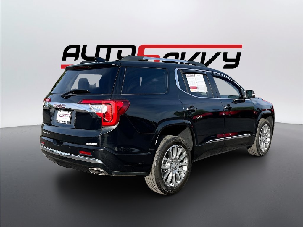 Used 2023 GMC Acadia Denali w/ Denali Technology Package FWD image 7