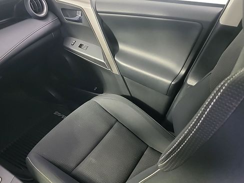 Used 2018 Toyota RAV4 XLE w/ Plus Extra Value Package AWD/4WD image 21