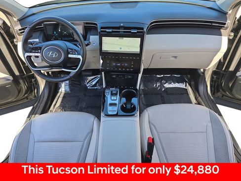 Used 2022 Hyundai Tucson Limited image 15