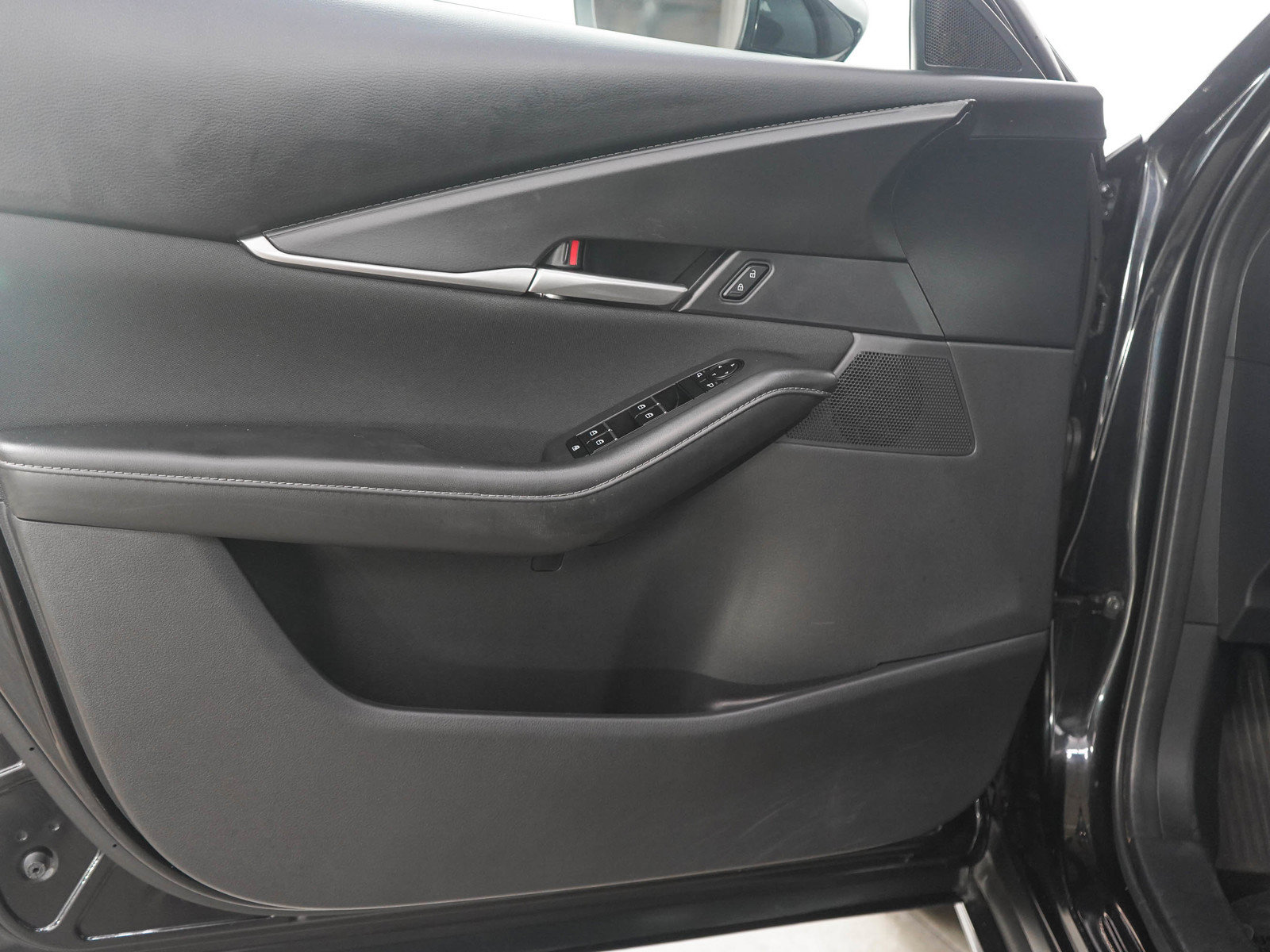 Used 2024 MAZDA CX-30 AWD 2.5 S image 18