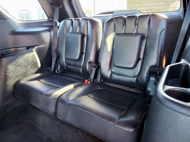 Certified 2018 Ford Explorer Sport w/ Ford Safe & Smart Package AWD/4WD image 17