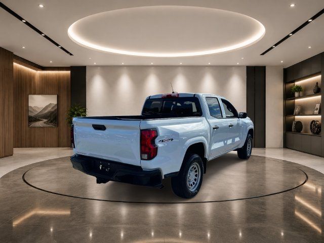 Used 2025 Chevrolet Colorado W/T w/ Advanced Trailering Package AWD/4WD image 5