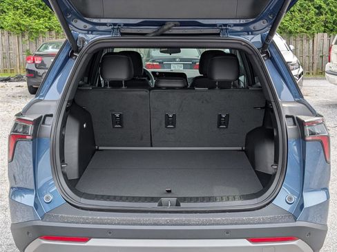 New 2026 Chevrolet Equinox LT w/ Convenience Package II image 9