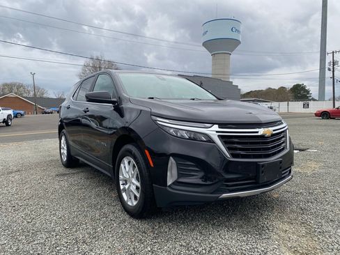 Used 2022 Chevrolet Equinox LT AWD/4WD image 9