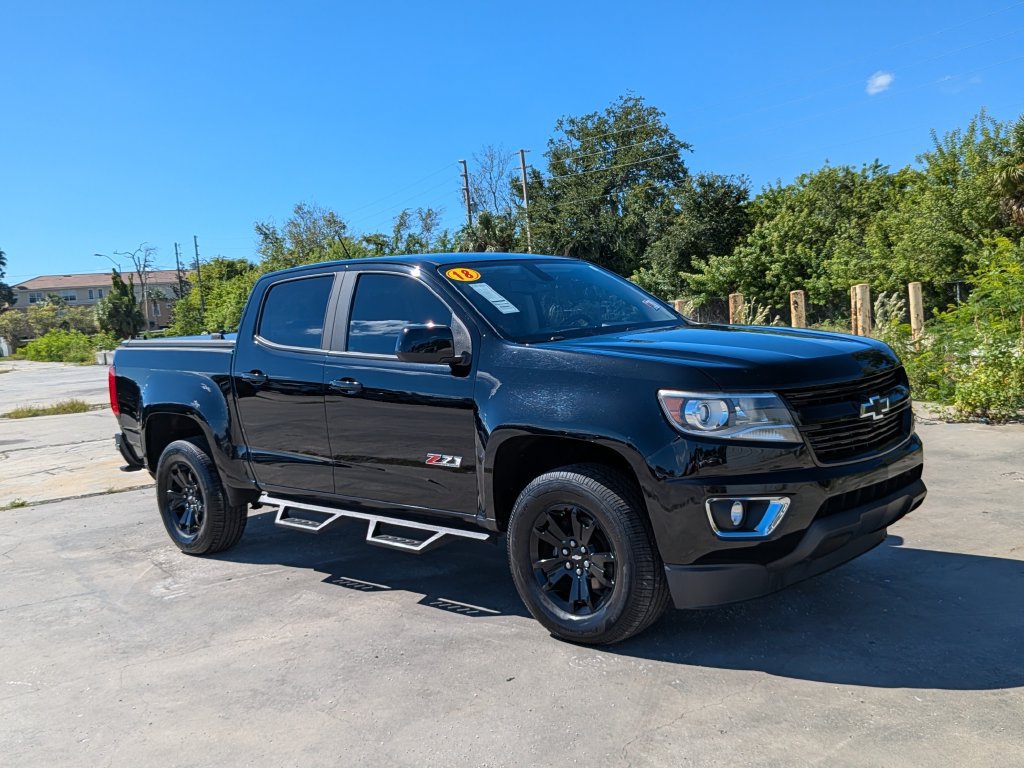 Used 2018 Chevrolet Colorado Z71 w/ Z71 Midnight Edition AWD/4WD image 3