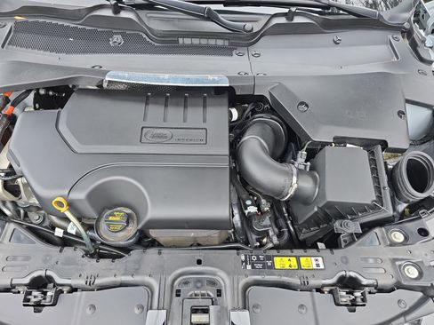 Used 2025 Land Rover Range Rover Evoque S image 31