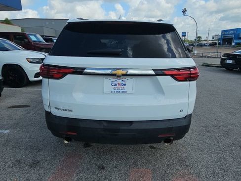Used 2023 Chevrolet Traverse LT FWD image 6