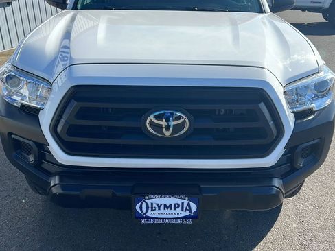 Used 2021 Toyota Tacoma SR image 2