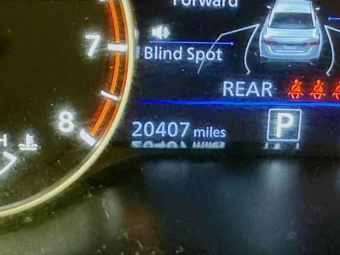 Used 2025 Nissan Altima 2.5 SV FWD image 19