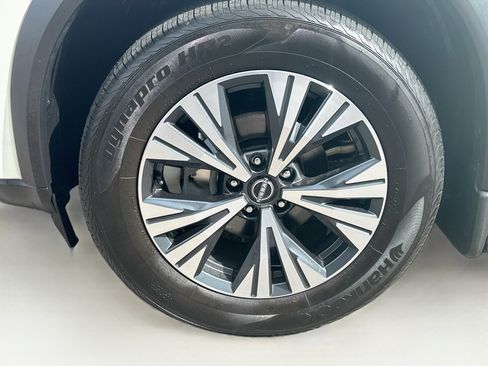 Used 2023 Nissan Rogue SV w/ SV Premium B Package AWD/4WD image 11