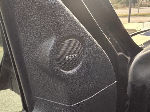 Used 2015 Ford Expedition Platinum image 48