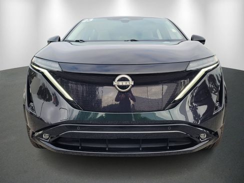 Used 2023 Nissan Ariya FWD image 2