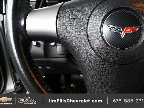 Used 2006 Chevrolet Corvette Convertible w/ Preferred Equipment Group image 11