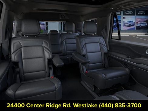 New 2025 Lincoln Navigator Reserve w/ Jet Appearance Package AWD/4WD image 11