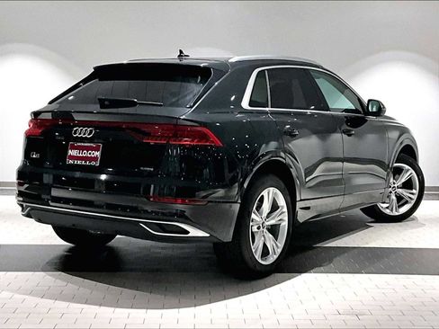 Used 2022 Audi Q8 Premium Plus w/ Premium Plus Package image 10