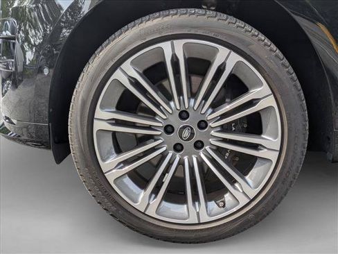 Used 2024 Land Rover Range Rover Sport Dynamic SE AWD/4WD image 9