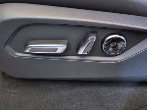 Used 2026 Acura MDX SH-AWD w/ Technology Package image 18