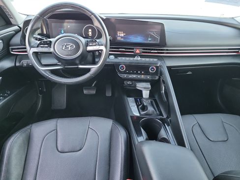 Certified 2023 Hyundai Elantra Limited image 6