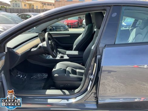 Used 2023 Tesla Model 3 Standard Range image 14